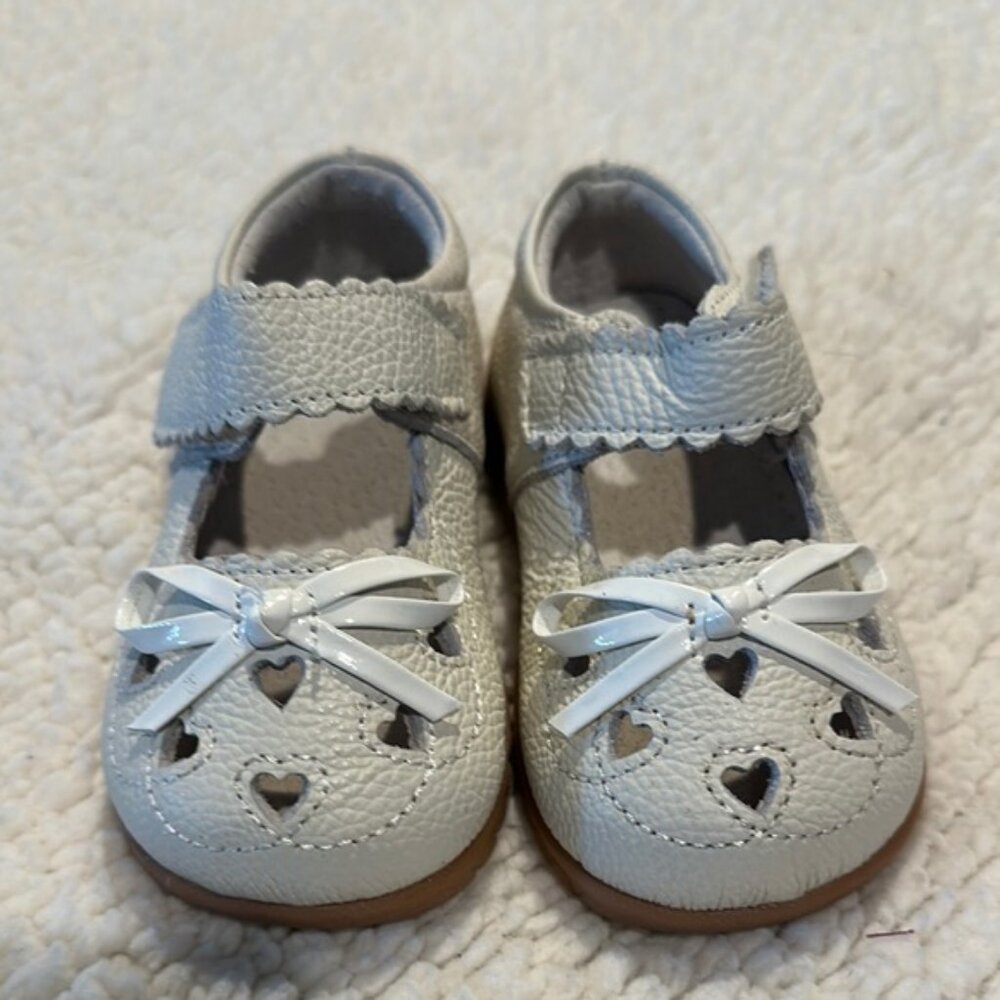 White Dress Shoes with Scalloped Strap and Bow Detail